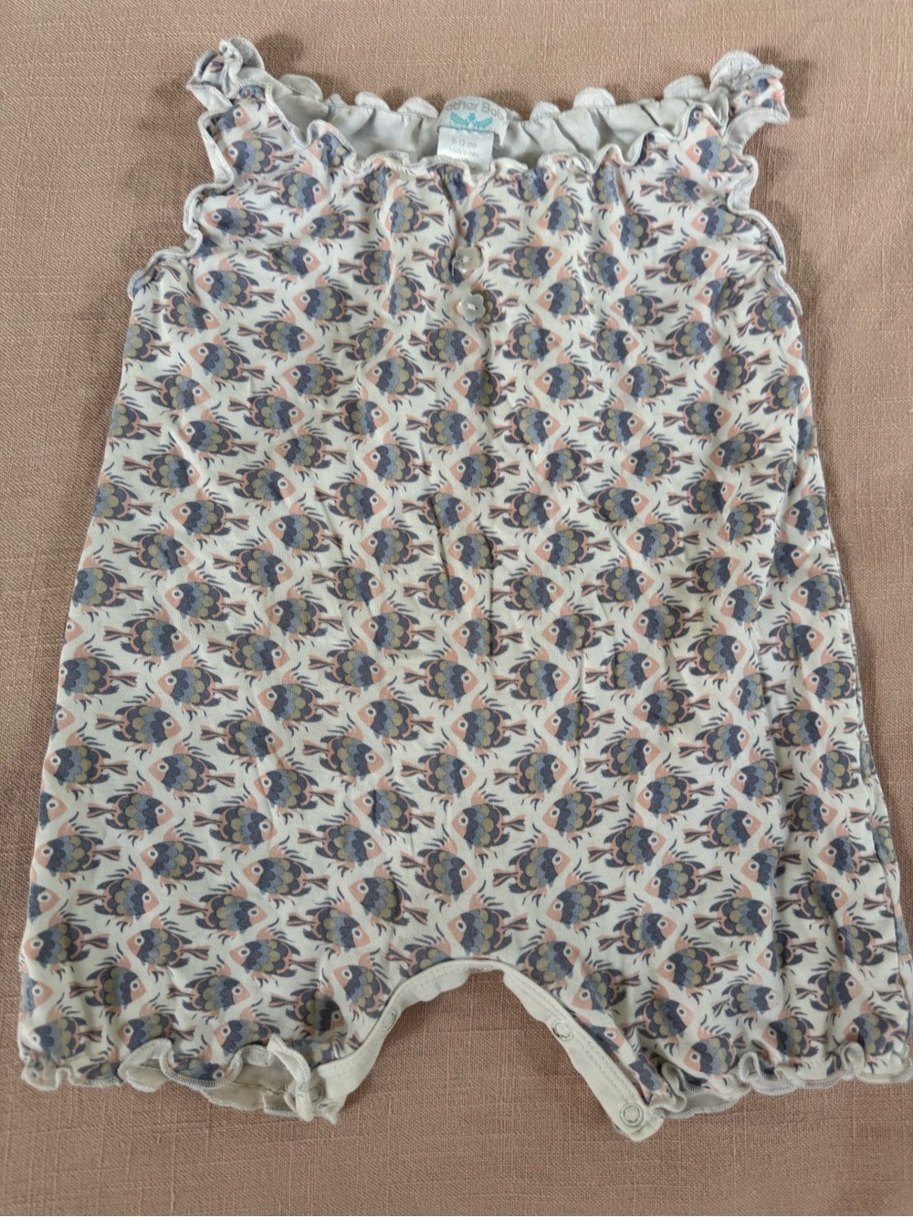 Feather Baby 100% Pima cotton Ruffle Trim Baby Romper, Fish Print, size 9-12m